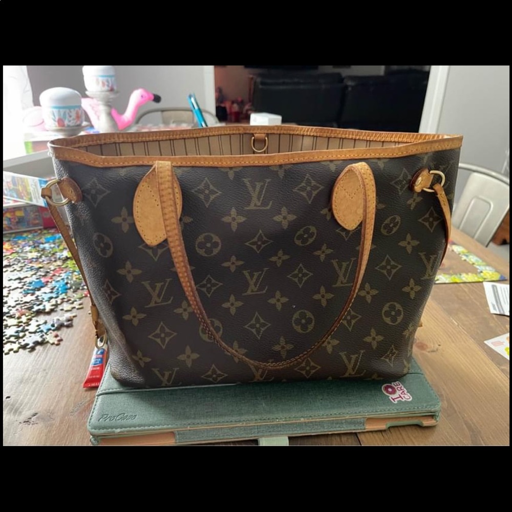 Authentic Louis Vuitton Bag
